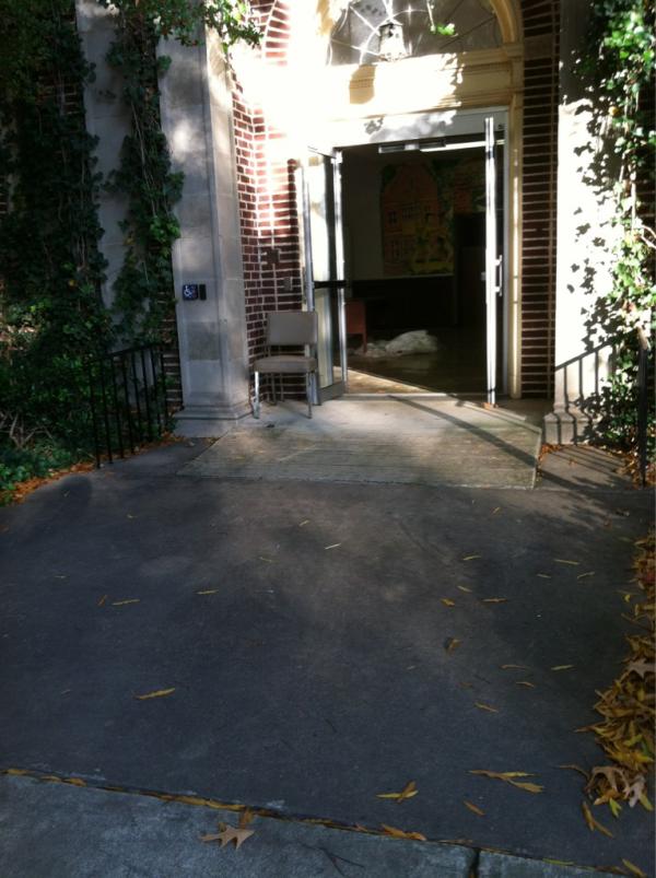 SaraCPrince's tweet image. Buhler&apos;s wide open! Can&apos;t go plundering, must go back to biochem lab. #ifonlyihadtime #hendrixproblems