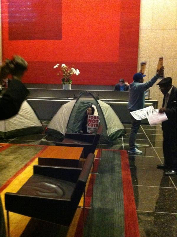 AnonymousPress's tweet photo. [photo] inside #BofA  #makebankspay http://t.co/rCjnlXMj v @SEIU721 #Occupy #ows