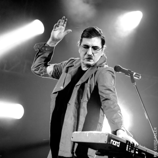 garciasaynomore's tweet photo. Mañana, "EL ANGEL VIGÍA" en el Gran Rex!  
Va a haber sorpresas!!! SNM http://t.co/yQo1PAX9