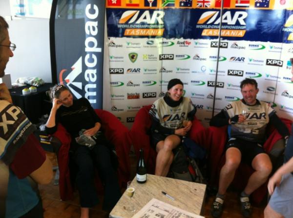 rachellemcmahon's tweet photo. Midnight sun finish!! #arwc2011 http://t.co/FX1lB0Zo