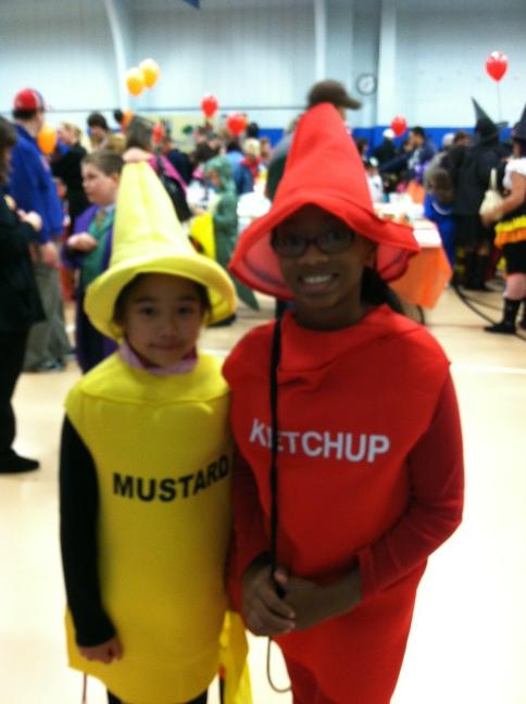 Ketchup and mustard won prizes at our table in Halloween spooktacular in south Brunswick today!