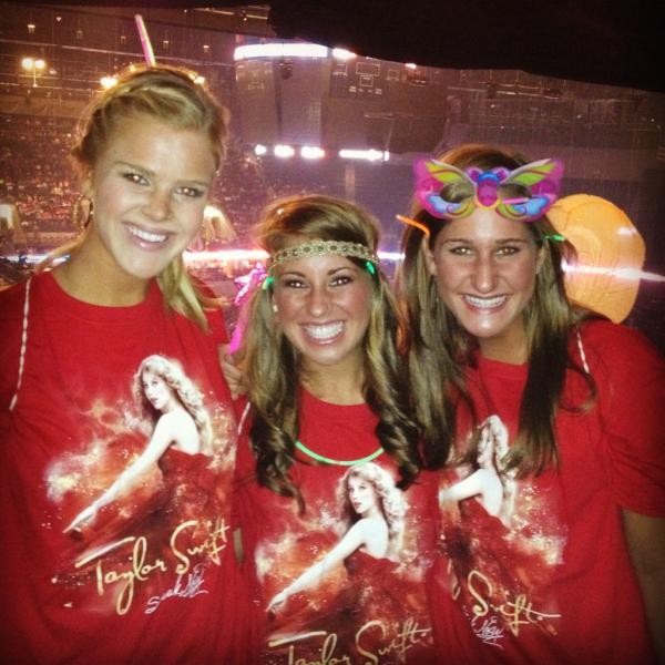 dmscruggs's tweet image. We have for our gear on a ready to go!! #tswift4life @molls_kate @sknooners