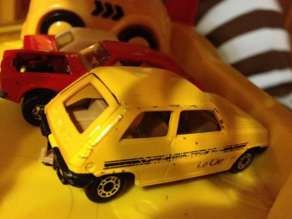 plasticandplush's tweet photo. Le George! Le George! http://t.co/sxI82gnD