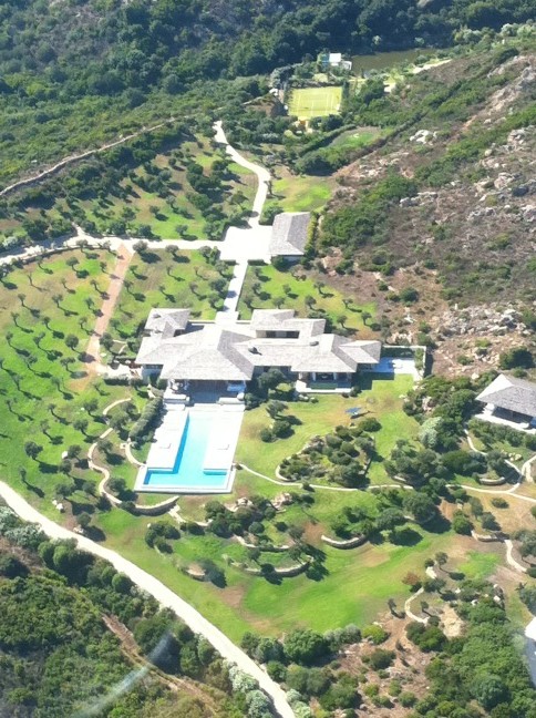 Watch SWIZZ BEATZ's leaked NSFW photo on TwXstars