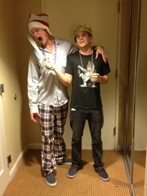 ParticleMayn's tweet image. Halloween @Ty_Chicken  @AndySagucio  @HoneyB174   #madhatter #happyhalloween