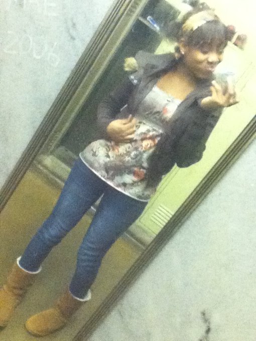 Watch EvonTeylor 💅🏾📸's leaked NSFW photo on TwXstars