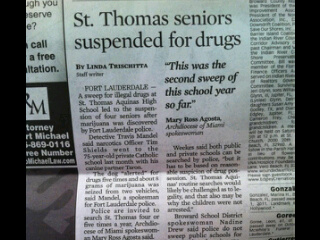 Keyn0teSpeaker's tweet image. #staproblems : "st.thomas seniors suspended for drugs" hahahah