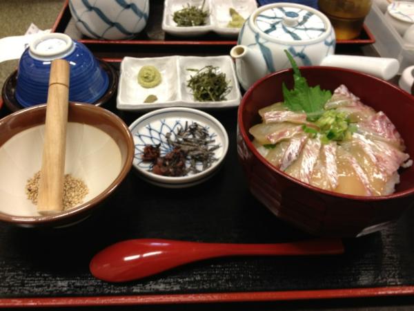 minihinatan's tweet photo. 鯛茶漬け～！ http://t.co/Y712DEmA