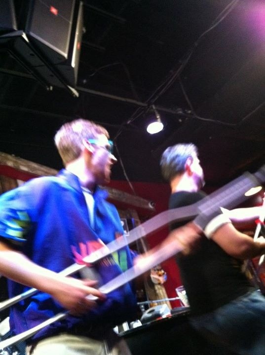 Therealjoeman's tweet photo. @kaylaEjoyce classic crutch guitar #crip http://t.co/hbXgbNWm