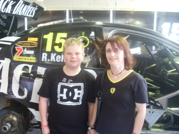 DaRealTylerFitt's tweet photo. Me n #Aunty Mandye at V8's. She had conects,got me into #Todd Kelly's Pit

#V8supacars 4 life http://t.co/vevLB4Rn