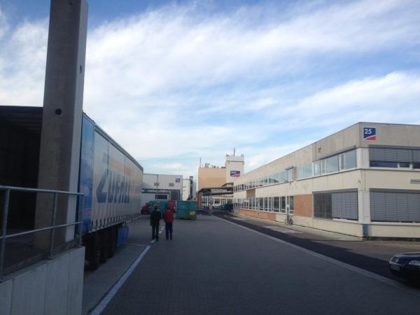 SomGinex's tweet image. Иду на работу