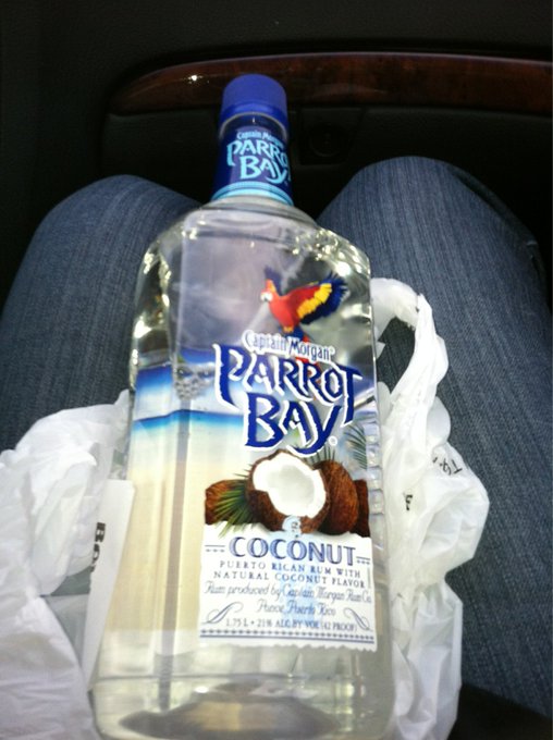 Watch RiRiNavy's leaked NSFW photo on TwXstars