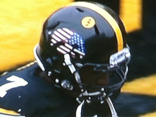Cbus_Matt's tweet image. Is it Ricky Stanzi day at Iowa today? Take a look... #likeitorleaveit