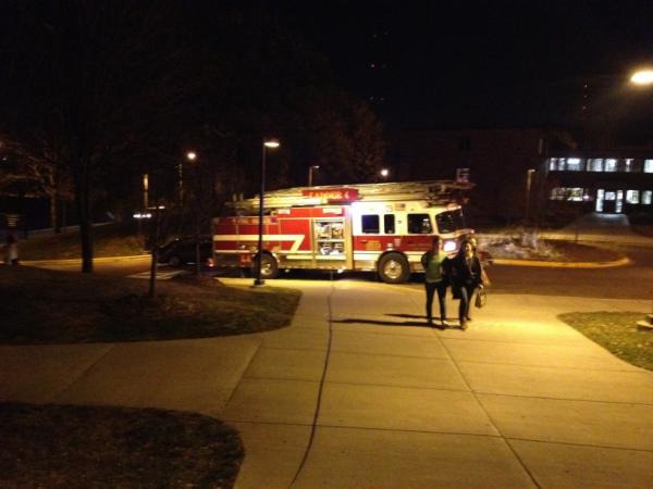 TonyNettleton's tweet image. Just an average night in Edgren. Someone set off the fire alarm #smoothmove #learnhowtocook