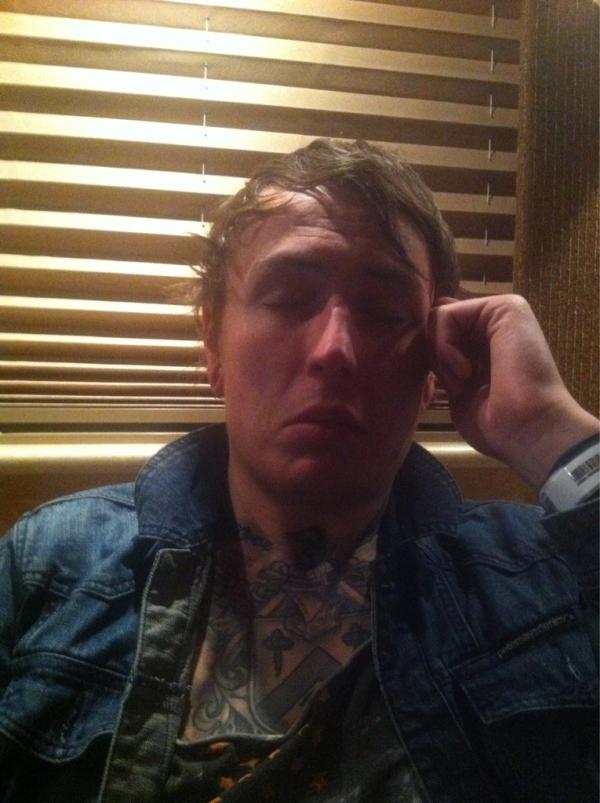 Hahaha <a href="/JamesAfuckingA/">☆James☆</a> looks like an old man...and as always passes out first...fucking brilliant :p