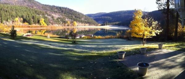 LeeMowry's tweet photo. This was taken when I was on tour a couple of weeks ago. Backyard view of a beautiful home that's for sale. MLS 133628 http://t.co/np3EGNSx