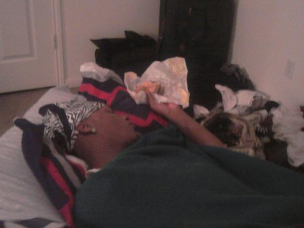 _JayeMarcelle's tweet image. ...lmao #FALL2K11 just came back from the club! Couldnt Finish my damn Extreme Sauge Combo BUT i ate it that mornin lol