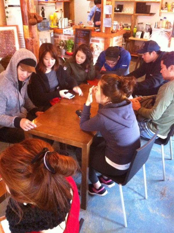 dC3HJ's tweet photo. 다있어 ㅋㅋ http://t.co/S9V8Vr4y
