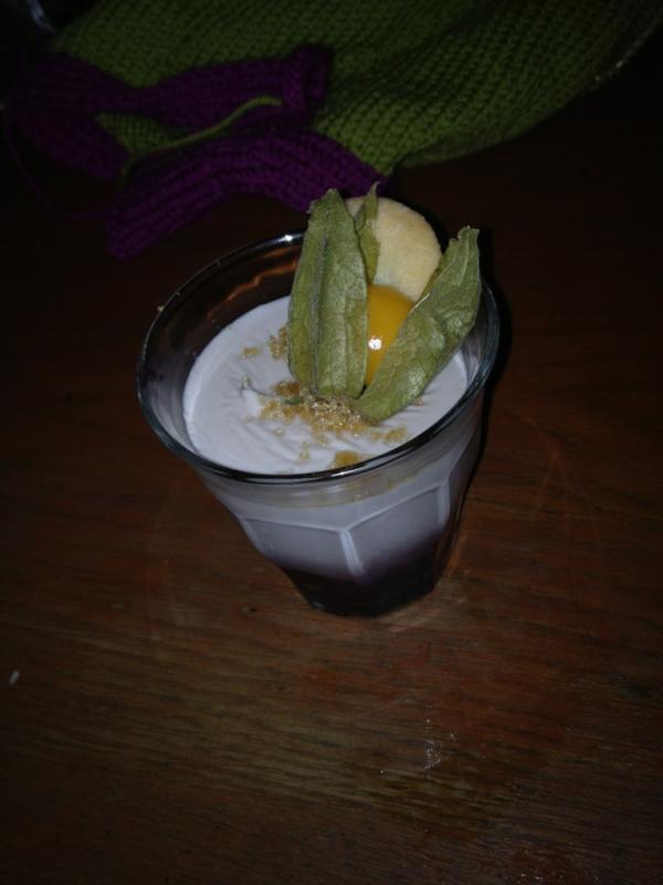 eetcafeskek's tweet photo. Ennn het toetje - panna cotta van paarse wortel en kardemom http://t.co/UyNWshYt