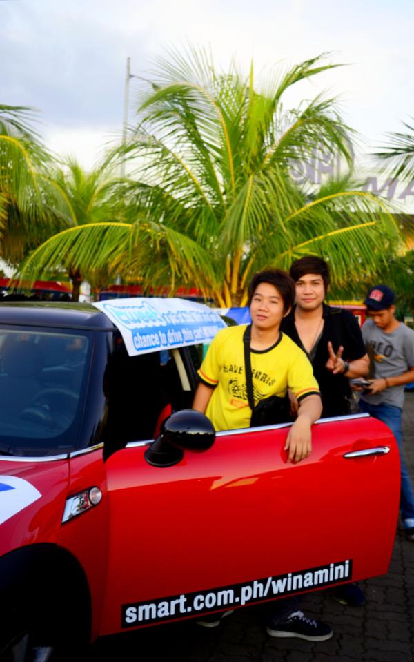 carlflorence's tweet image. #SMARTmini    sna makuha pic n toh kc pangarap ko tlga mka pnta sa ilocos sa tita ko,,hhuhu using this car..