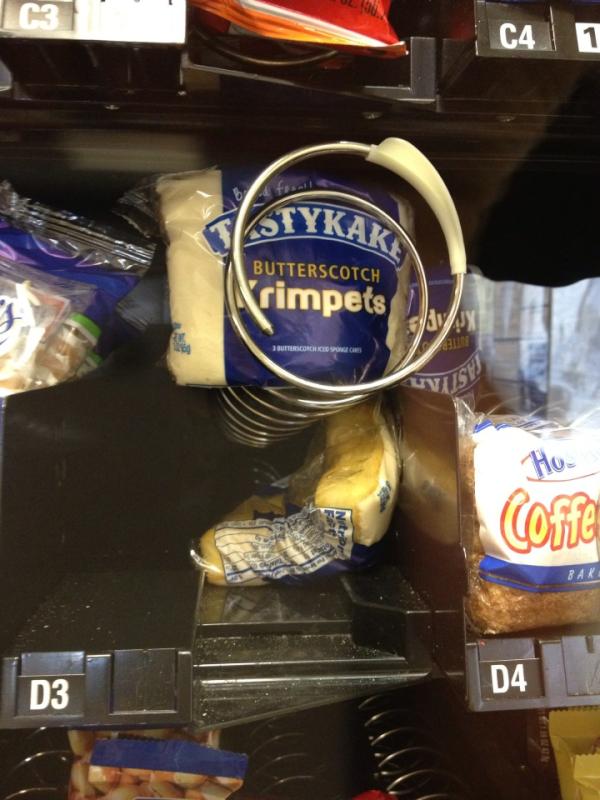 vinv's tweet photo. Came upon this in the pitiful excuse for a snack machine at work...  This had to ruin someones day. http://t.co/zqP8PuVW