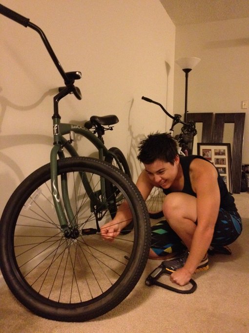 A little #dyke on bike action! http://t.co/PDCayRT3<a href="/tag/dyke"class="tags">#dyke</a>
