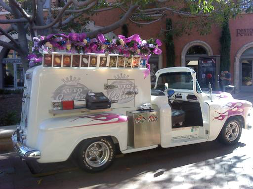 AutoGelato's tweet image. thrilled to be @FashionIsland ! Love to serve our guests 7 days a week. Christmas on the truck