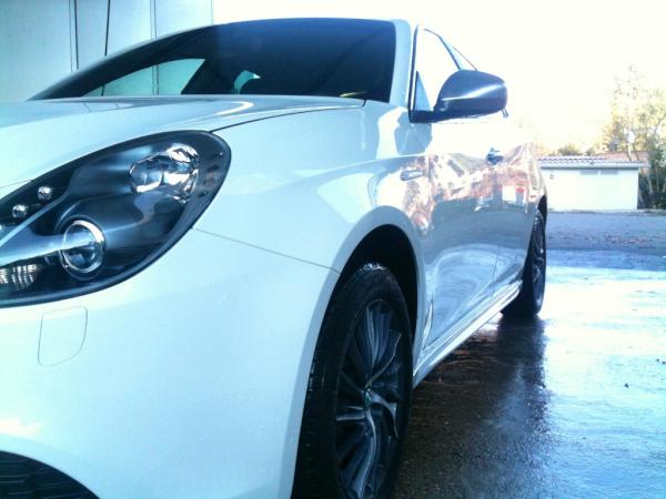 Billokko's tweet photo. #giulietta Black Winter Edition http://t.co/nLkUqXt0