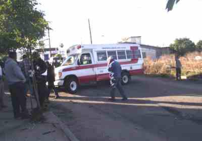 BlogEnsenada's tweet image. sigue el zoologico de animales microbuseros en ensenada, hasta cuando?
ensenadablog.blogspot.com/2011/11/choca-…