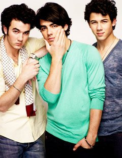ShazminSol's tweet photo. amoo a mis jobros :$ http://t.co/7r2kFlSI