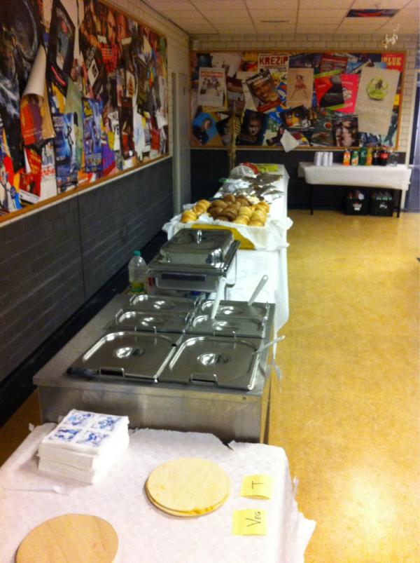 Frits_Robert's tweet image. @vcmheenpark let's eat! Alles is gereed! Aanvalluhhhh! #ProjectSHIFT