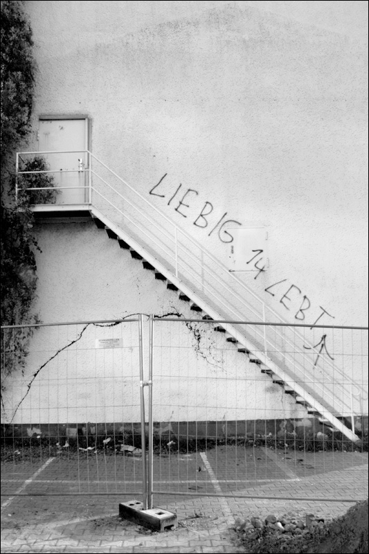 1 Shot Berlin .. 17.11.2011 .. Mainzer Straße .. "Berlin Walls"