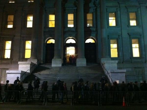 jazim1's tweet photo. #occupywallstreet http://t.co/VLEc0bg5