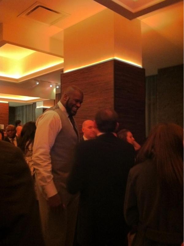EspaceNY's tweet photo. @Shaq has entered the building http://t.co/UmZUjgtl
