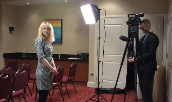 melanietc's tweet image. @marissalevin raving about @NormBrodsky &apos;s AMAZING event 2night! Fun w #cadredc friends @BetterBankCoach @GrowMyRevenue