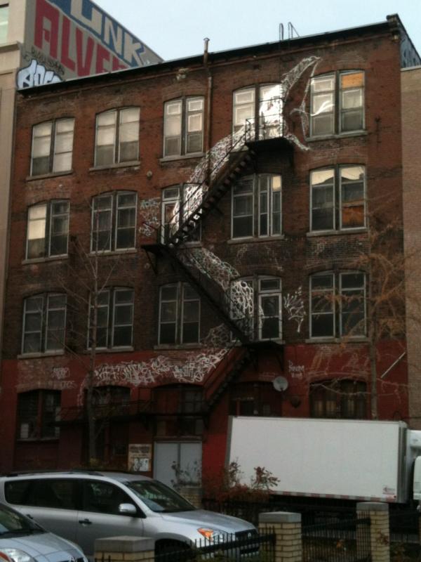 davidberiss's tweet photo. In Montreal: Dragons. #AAA2011 http://t.co/x5JhPq3t
