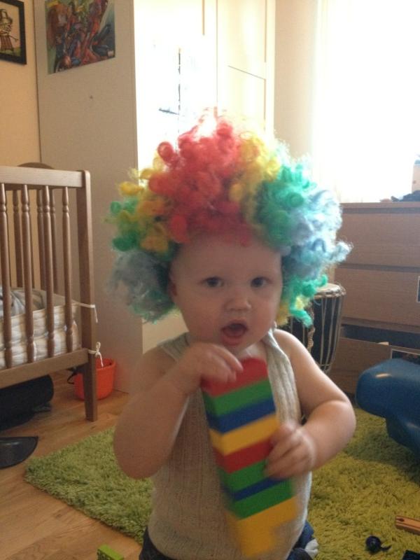 Fornebu's tweet image. Sølve på ettårsdagen