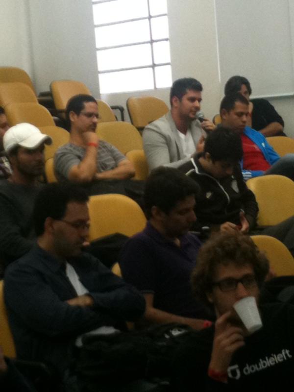 FlashCampSP's tweet photo. Perguntas sobre flash mobile #flashcampsp http://t.co/iM37n336