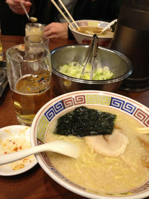 Uzivatel 市川悠輔 Na Twitteru 深夜２時にビールとラーメン食べす 胃がぁ ぁ Http T Co Nyrqoyfy