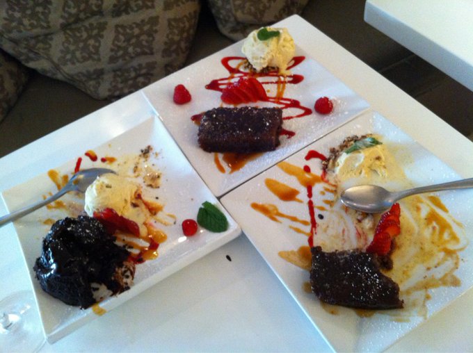 Dear @lisavanderpump :
We disapprove of ur behavior toward @adriennemaloof but we loved these Villa Blanca