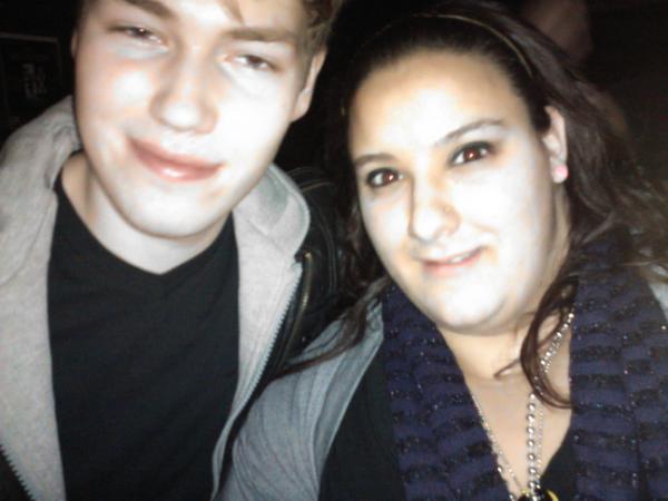 thisgirlmeaghan's tweet image. @NuzzOSA and I! :) being awesome cuz we have windows phonesss #winninglikeaboss