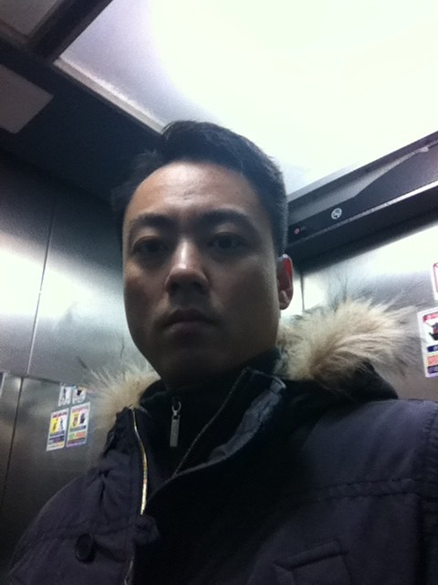 jg2505's tweet photo. 출근하는 이늠늠한 모습을보라
돈벌러가는 저모습 ㅎㅎ http://t.co/1WzYfH79