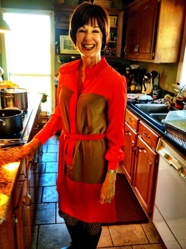 ShopChattaBox's tweet image. /via @ShopChattaBox @rolando_santana my aunt in her Rolando Santana dress on Thanksgiving!