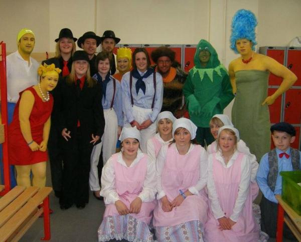 Llidy_YFC's tweet photo. Woooooo we won the mime to music competition!!!!!! http://t.co/VGoGPOvt