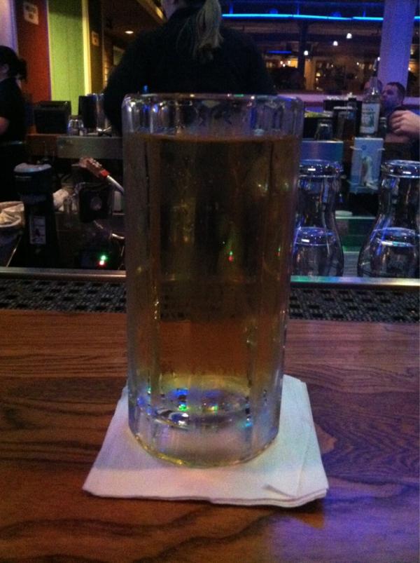 SafeTHaven's tweet photo. Saturdays in shelton #twodollartallboys http://t.co/wBu5fKnv