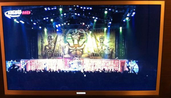 morales_leo's tweet photo. presente na madrugada ... show do iron maiden no multi show HD ... Somewhere Back in Time !!!! TOP http://t.co/3dRabhB8