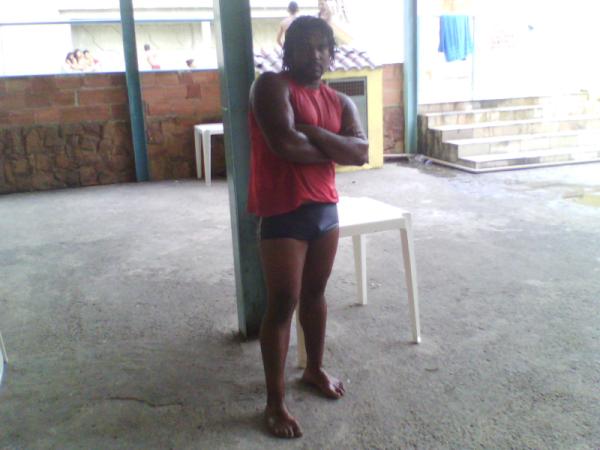 CAUAFA's tweet photo. @1JovemAnormal E AI COMO ESTA VC http://t.co/dnDkYP15