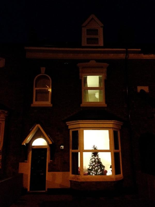 MrGeorgeClarke's tweet photo. Another amazing Empty Home brought back into use...it will transform the lives of the family now living there... http://t.co/mf7Laubq