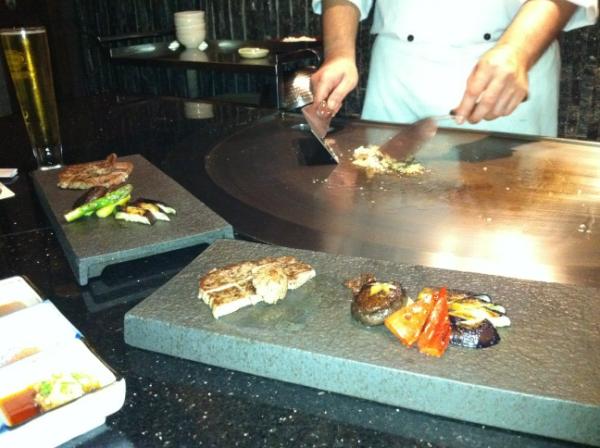 jnew's tweet photo. Japans eten lekker hoor! http://t.co/S9JPij7Q
