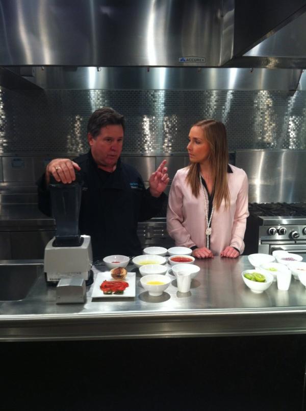 NarlinRoman's tweet image. RT @VenueMagazine_ Behind the scenes for #JanFebIssue Cooking With The Chef shoot. @Vanessa_Pose learning from.......